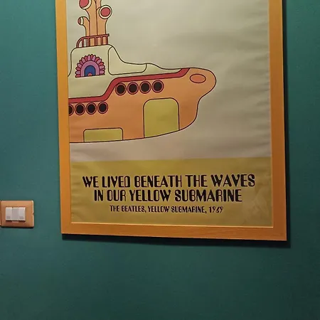 Yellow Submarine Milán Exterior foto