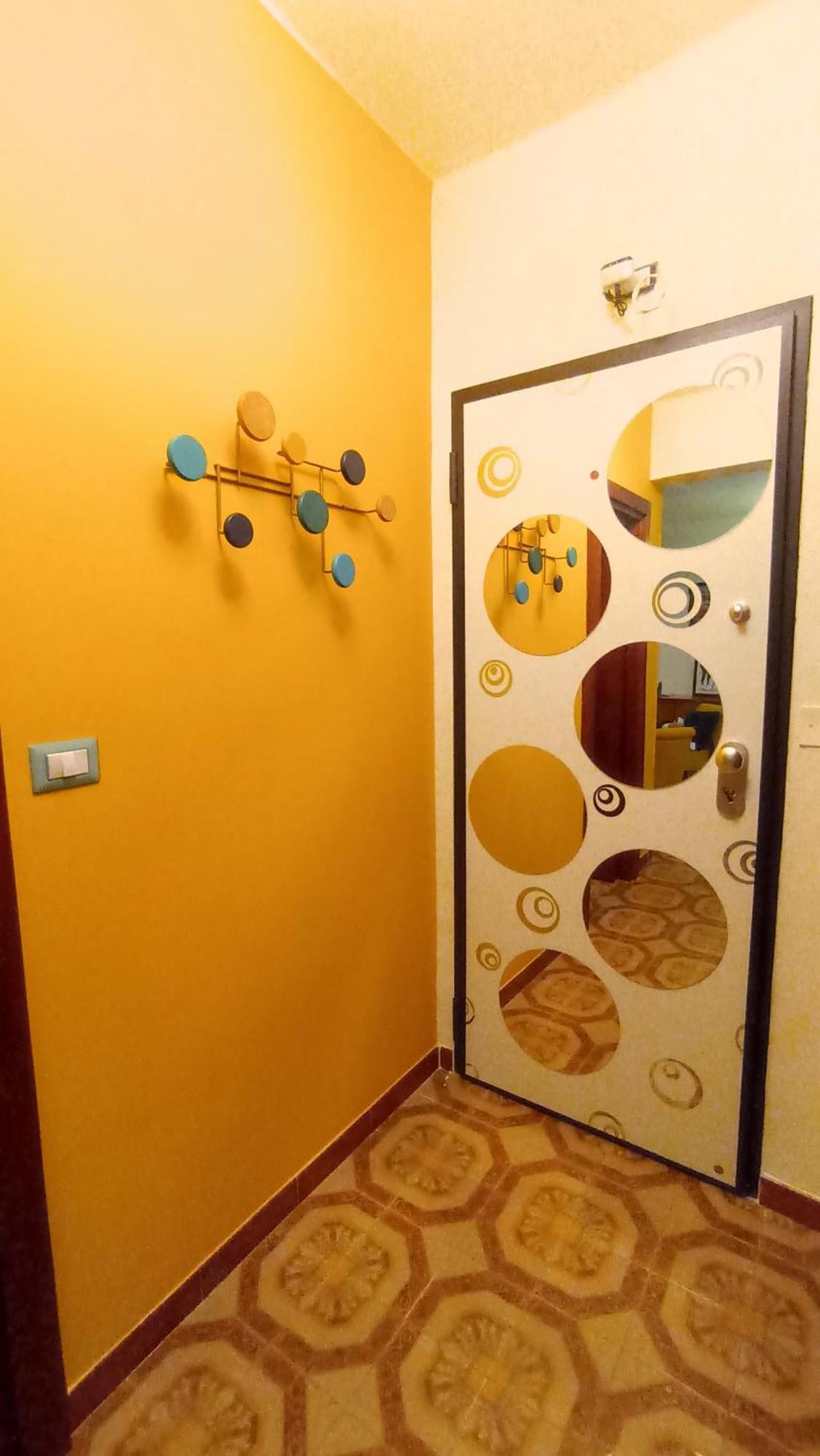 Apartment Yellow Submarine